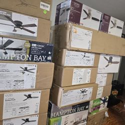 ( Tengo Abanicos  / Ceiling Fans Led With Remote Control  Varios Estilos  Negros Y Gigsntes De $45 - $75 $95