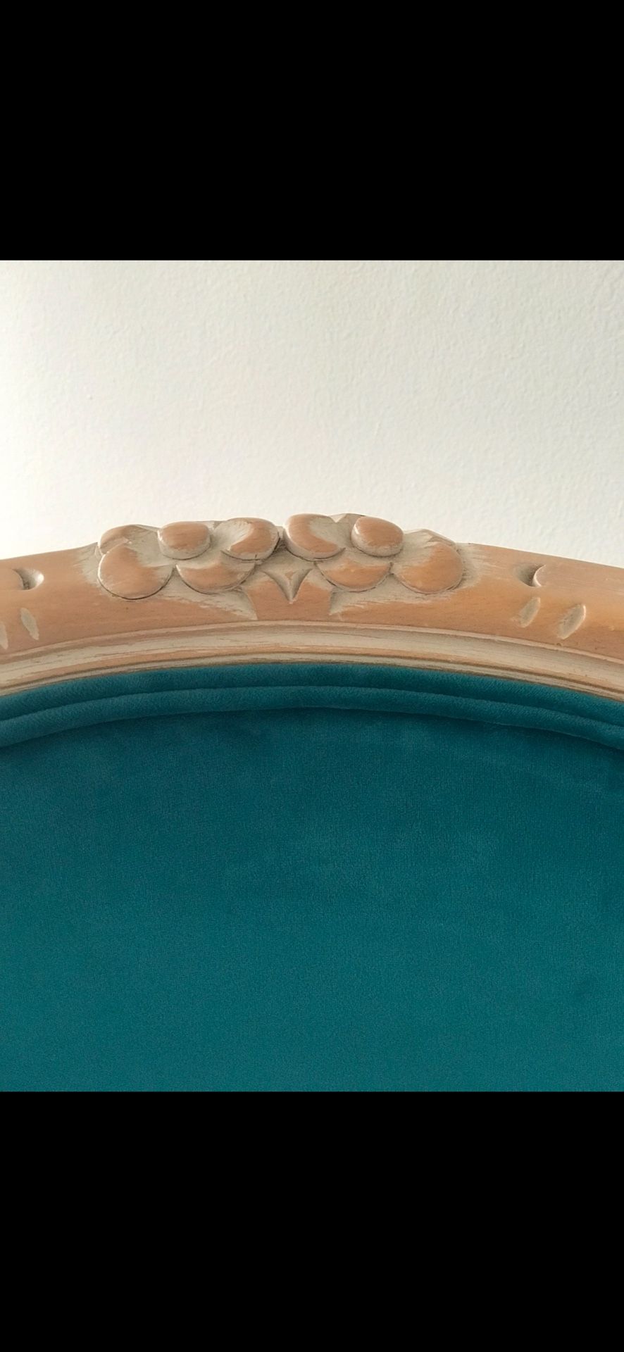 WOOD CHAIR, BARELY USED. Furniture