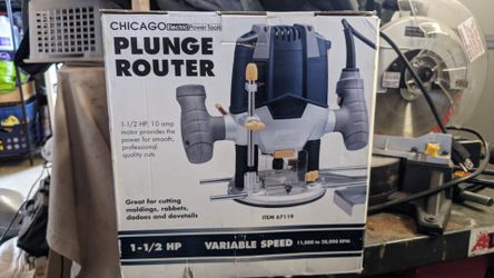 Chicago Electric Plunge Router