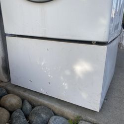 Washing Machine Pedastal