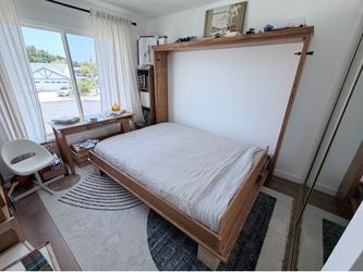 Murphy bed with memory foam mattress