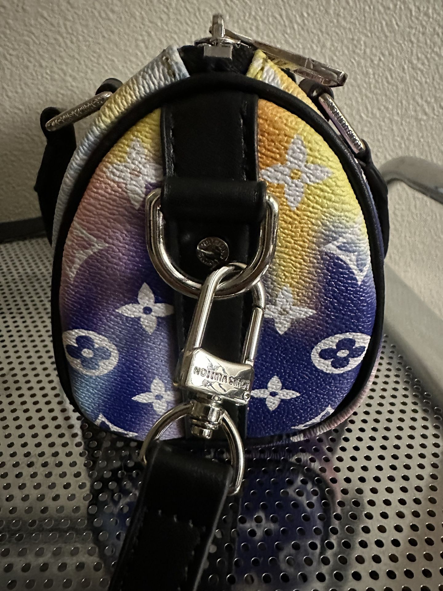 Louis Vuitton sunset xs Keepall for Sale in Hillsboro, OR - OfferUp