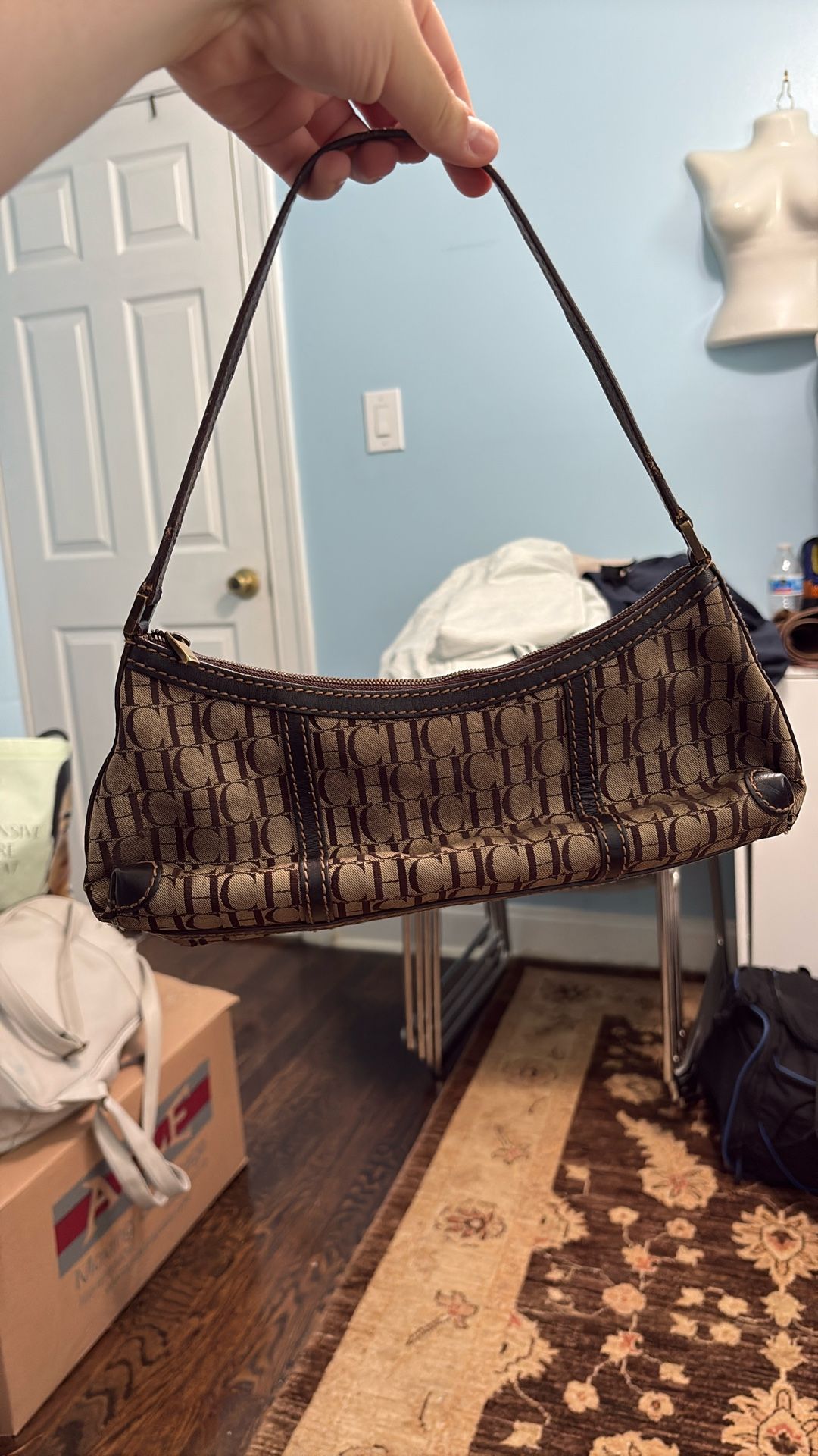Vendo Esta Cartera Carolina herrera