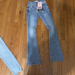 New Women’s Jeans