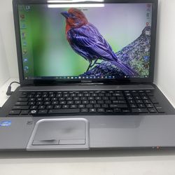 i3…i3…i3....TOSHIBA  SATELLITE….$ 245….500 GB..HHD...8.0 RAM . READY FOR CLASSES ON LINE OR WORK FROM HOME