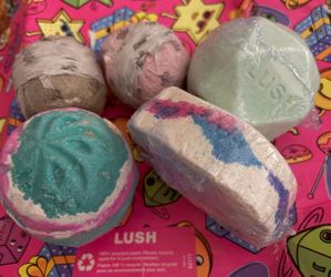 Lush cosmetics bath care