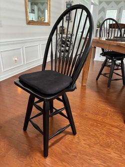 6 Black Windsor Counter Height Bar Stool