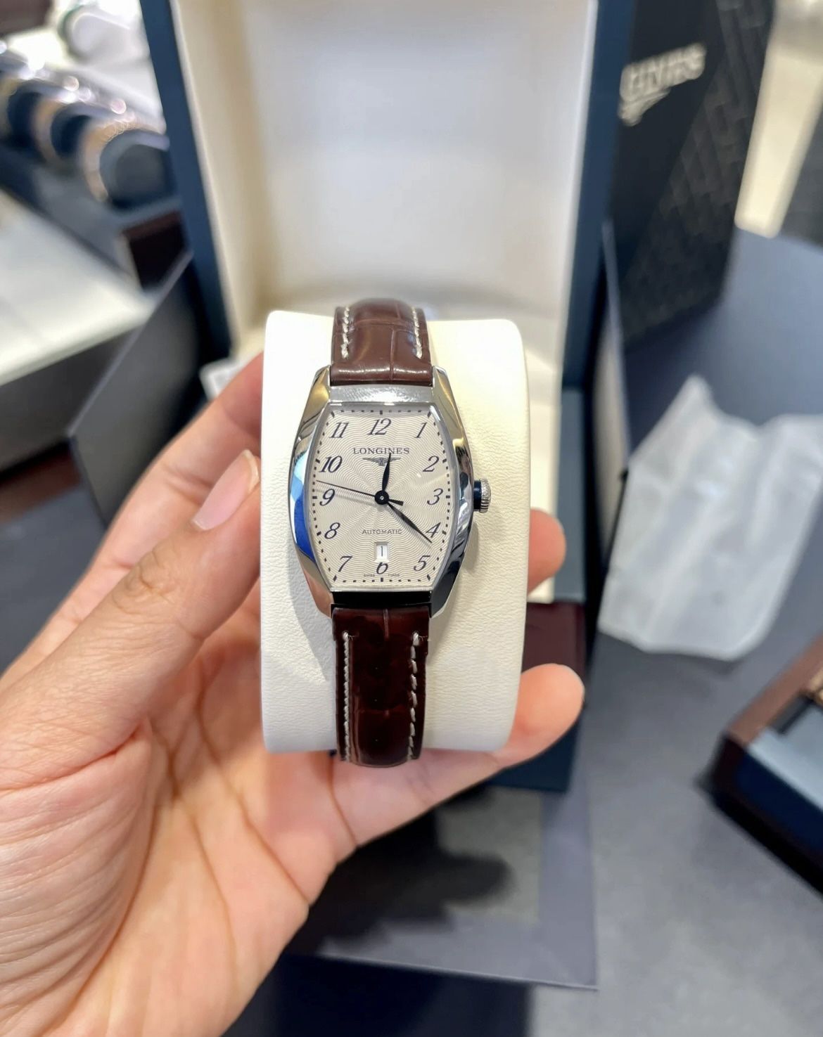 Longines Collection Series Automatic Mechanical Movement 30m Waterproof Women's Watch Swiss Watch 26*30.6mm Silver Dial 18k 5N Pink Gold (P518)