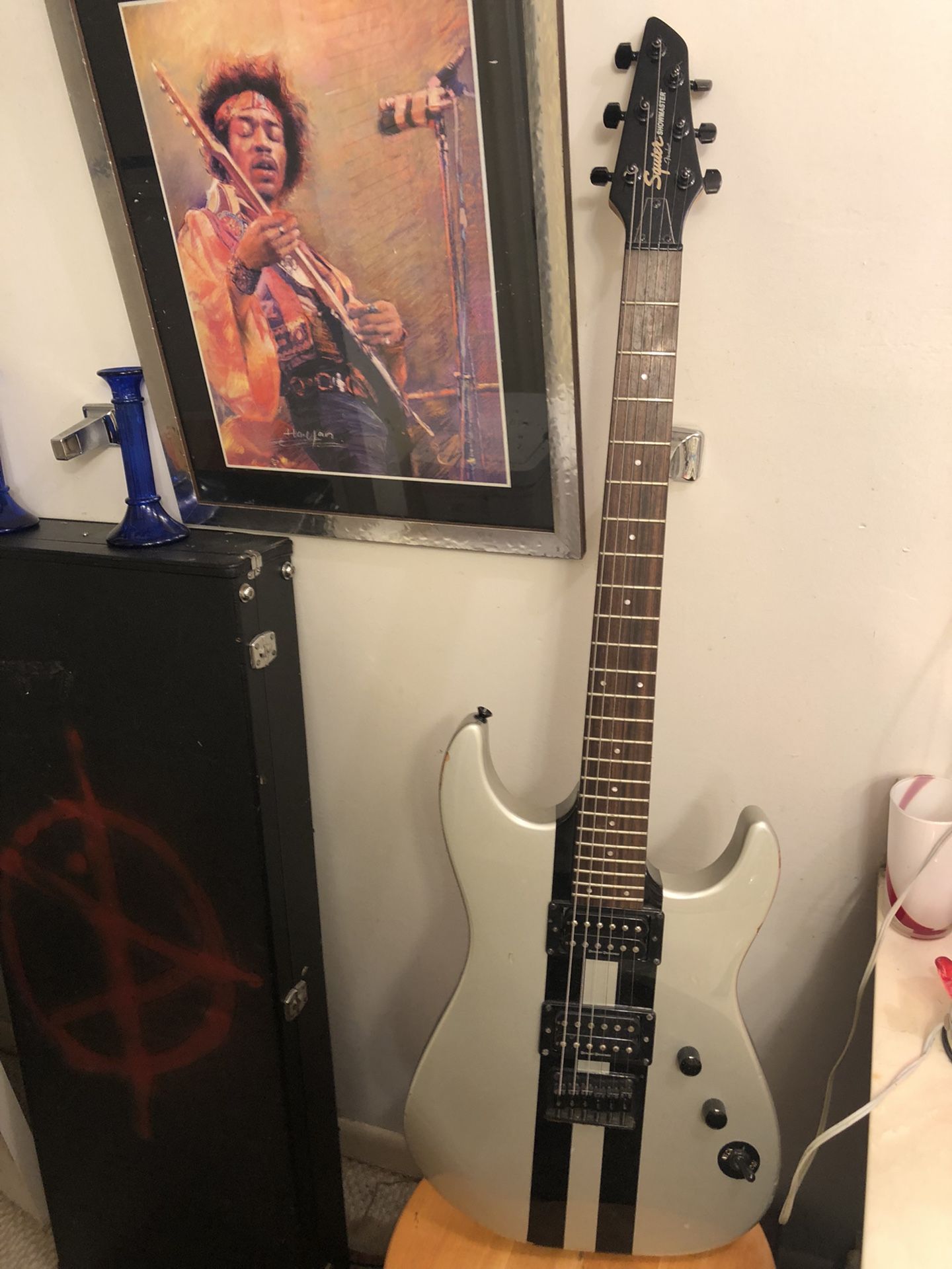 Squire Showmaster Fender