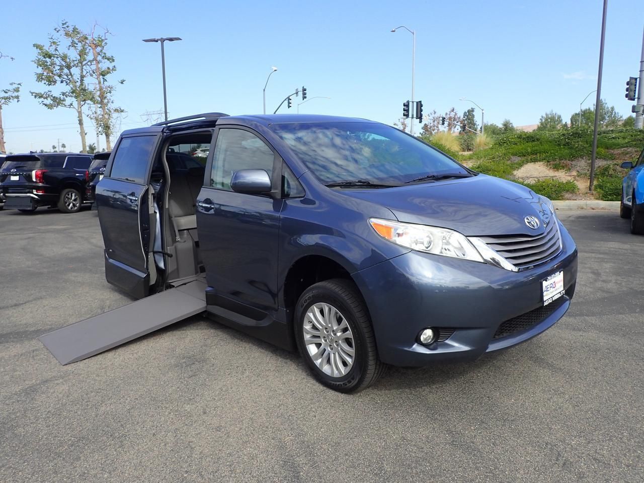 2015 Toyota Sienna