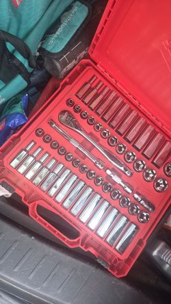 56 pc Milwaukee Socket set 3/8 COMPLETE