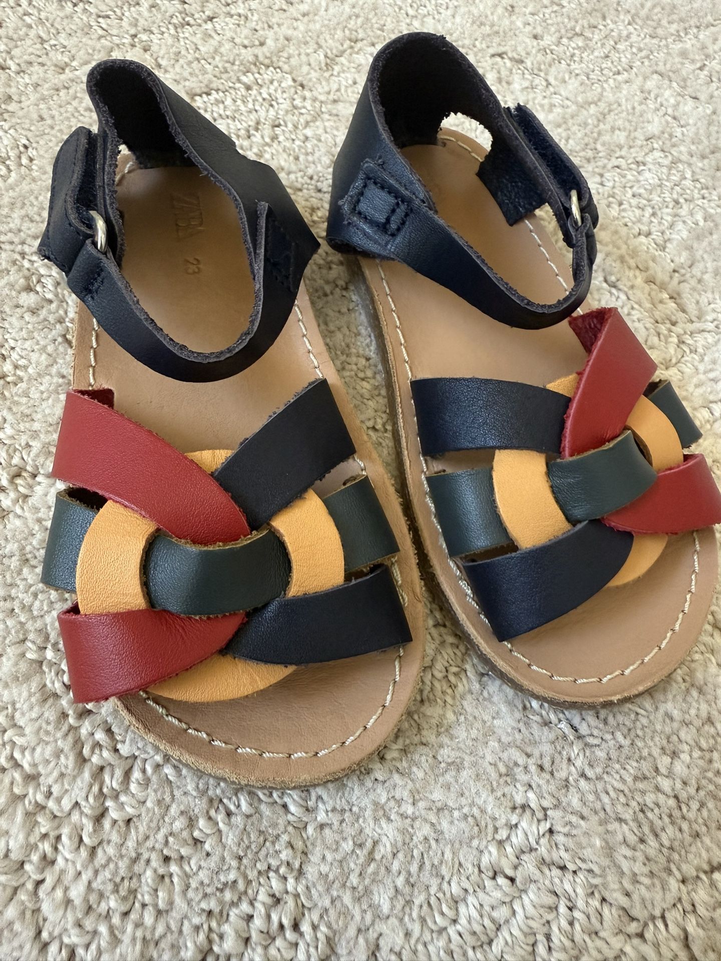 Zara sandals - toddler size 7 (23)