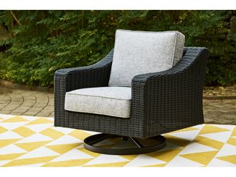 Beachcroft Black/Light Gray Outdoor Swivel Lounge with Cushion