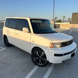2005 Scion xB