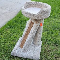 North America Pet Nap & Scratch  H30" X D17" X W 17"