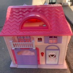 Boley American Doll House