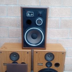 Krossfire Speakers 10 In Diameter Linear Base Driver