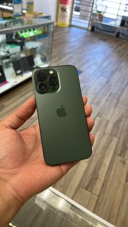 iPhone 13 pro 256gb unlocked
