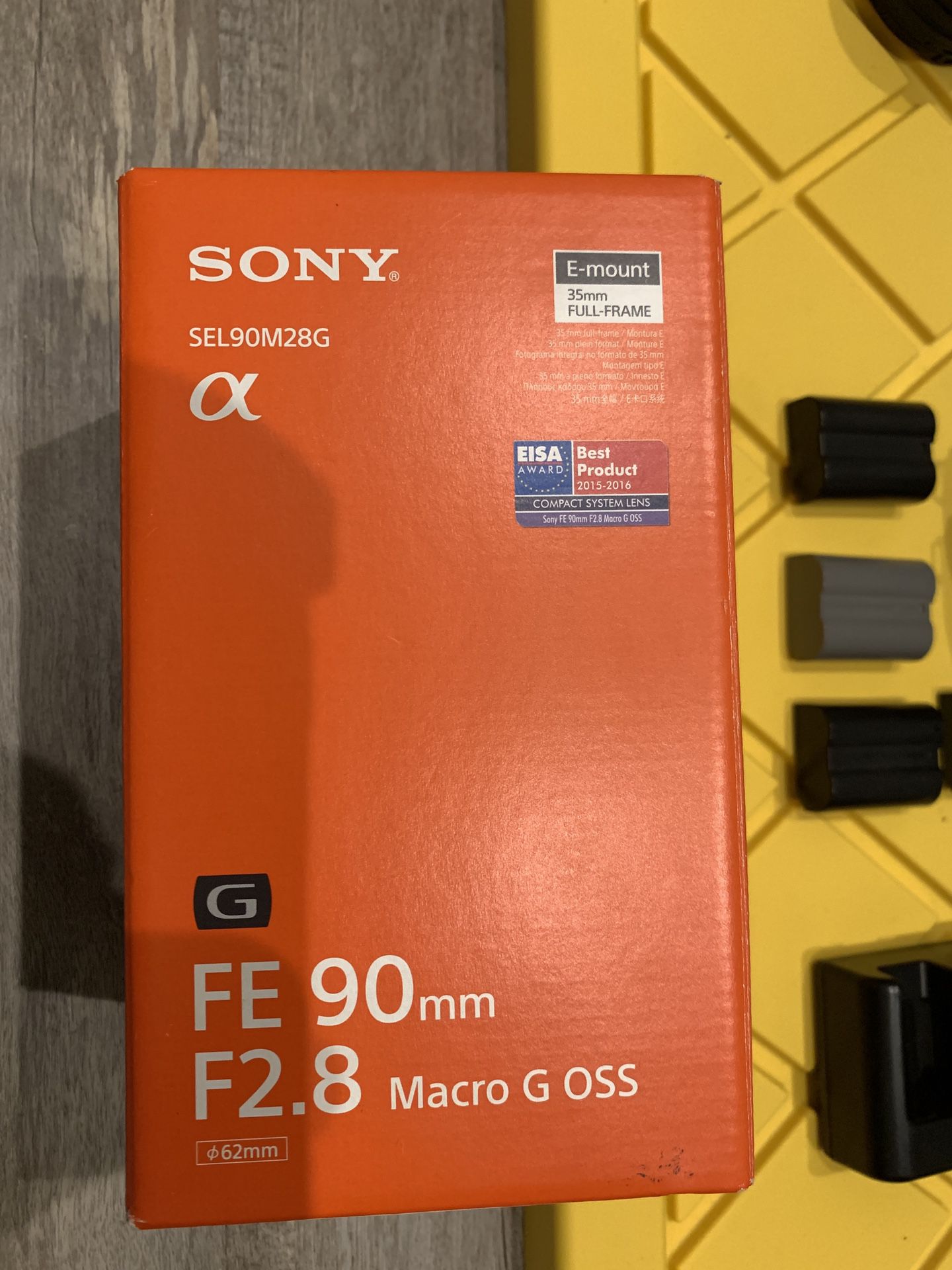 Sony FE 90mm f/2.8 Macro G OSS Lens “MINT”