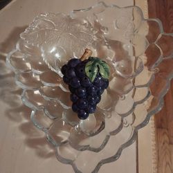 Grape Dish And Grape Salt R Pepper Holder 
