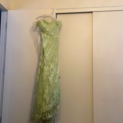 Off The Shoulder Evening Gown Prom Dress Size Small 2-4