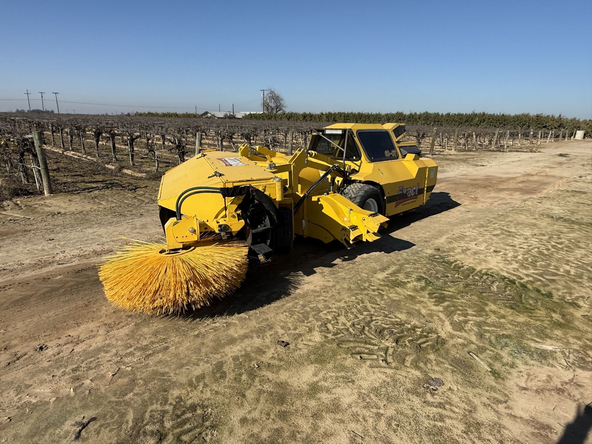 2017 Exact 1155 Almond Sweeper