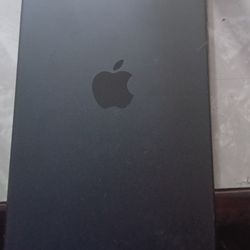 Verizon locked eSIM iPhone 15 Pro, powers on perfect, storage likely 128/256GB"