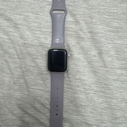 Apple Watch Series 9 GPS 41mm Starlight Aluminum Case
