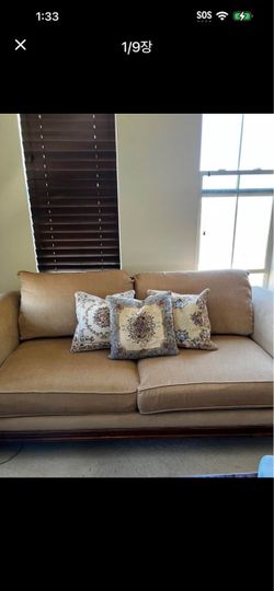 Ethan Allen Sofa / Couch - Excellent Condition (Includes Arm Covers & Matching Pillow Covers)