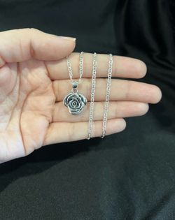 925 Sterling Silver Girls Womens Rose Flower Pendant & Mariner Chain