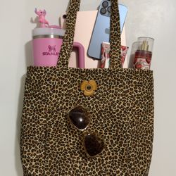 Leopard Print 16X18 Medium Tote Bag
