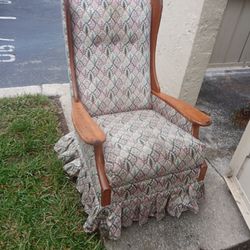 Antique Rocking Chair 