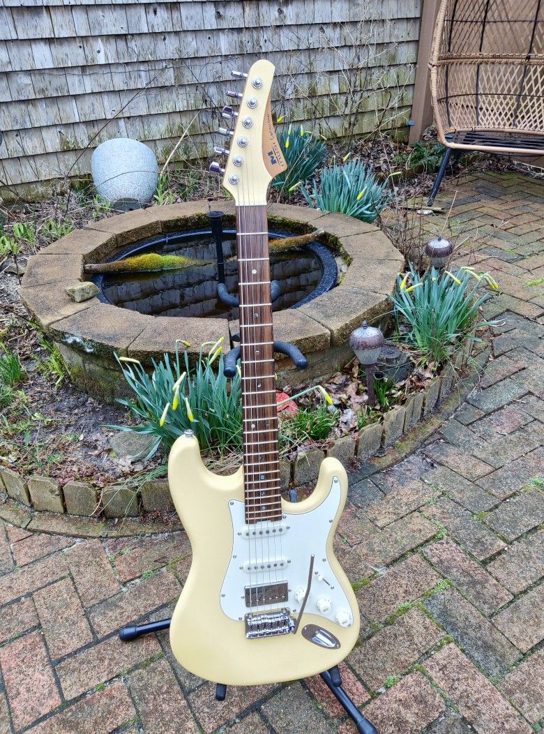 Musi Capricorn S Type Guitar