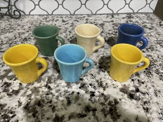 Vintage Peoria Plastic Yellow Cups 