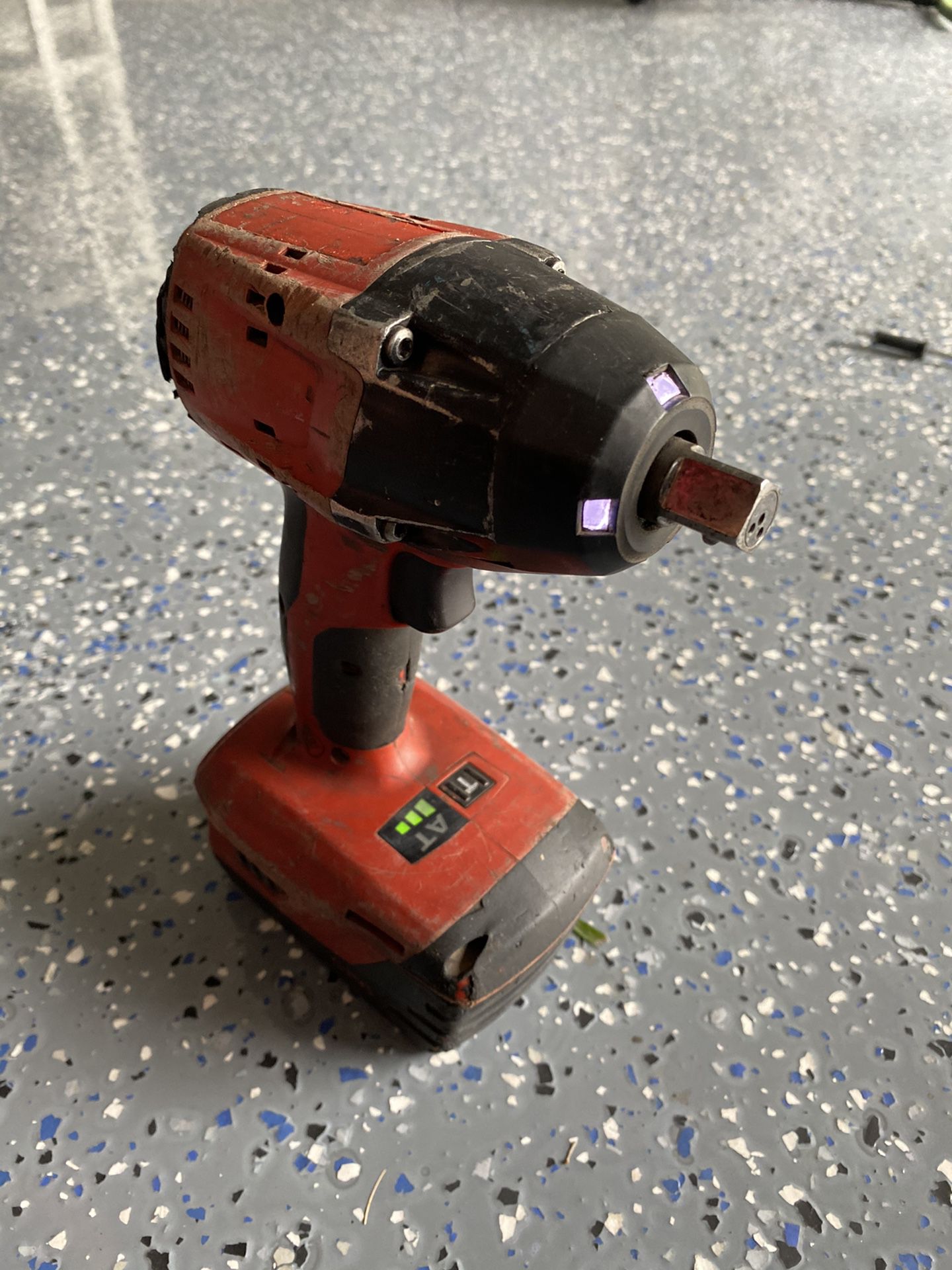 Battery impact drill with charger