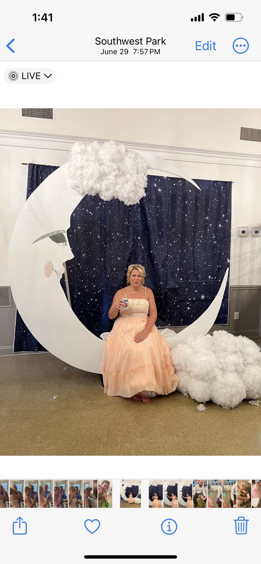 Photo Booth $300.00