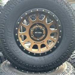 WHEELS 305 METHOD 17” BRAND NEW
