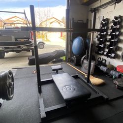 Titan Vertical Leg Press