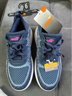 New Women Athletic Avia sneakers