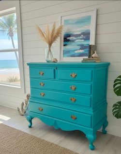 Cedar chest with single drawer