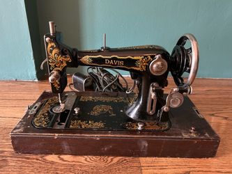 Vintage Davis Electric Sewing Machine with Case