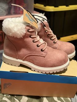 Brand New Girls Boots
