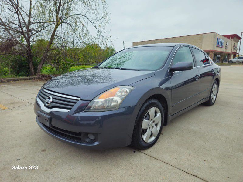 Nissan Altima ***ONLY 114K MILES! $4,500 CASH NO PAYMENTS 