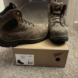 Red Wing 4421D Safety Toe Metguard Work Boots + Memory Foam Inserts.