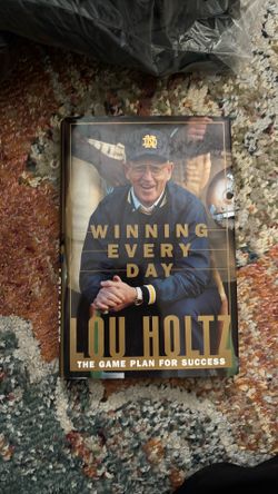 Winning everyday Lou holtz book