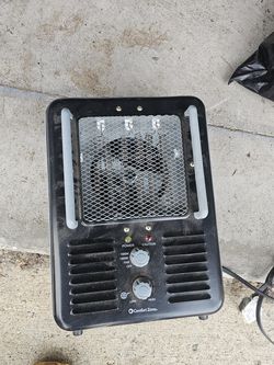 Electric Heater Comfort Zone® Deluxe Utility Heater