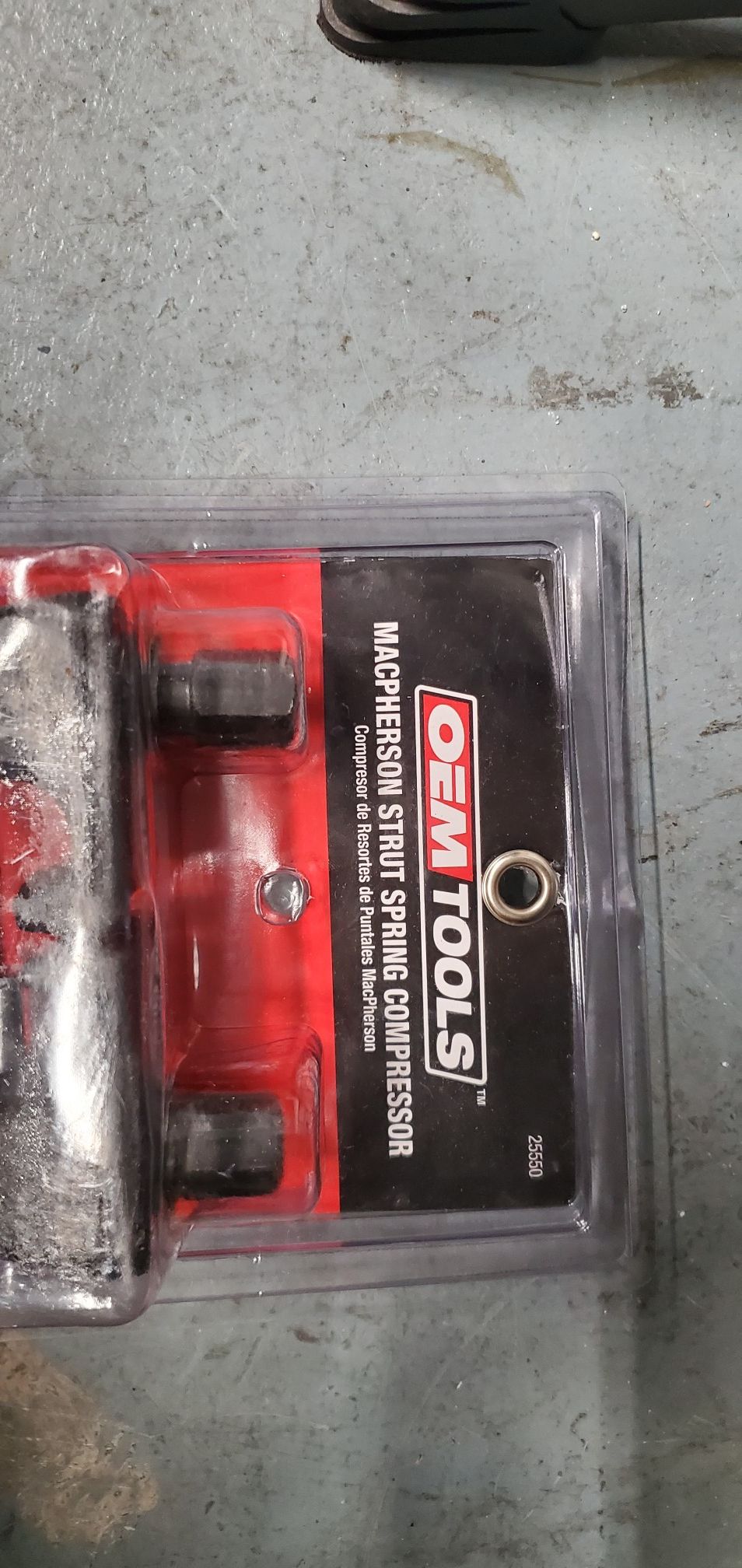 Macpherson strut spring compressor