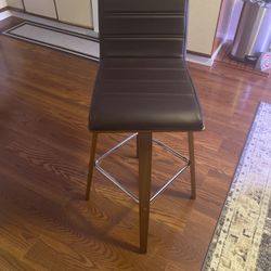 Bar Height Swivel Stool-(1) Only