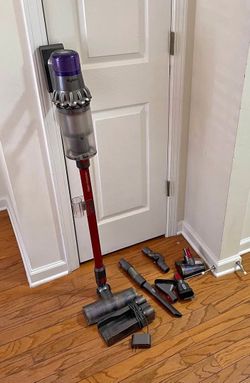 Dyson sv15 v11 animal 11+ stick vacuum  cleaner