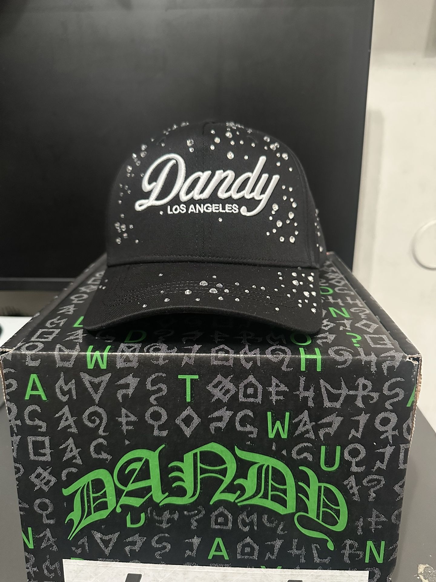 Dandy Hat Stargazing 
